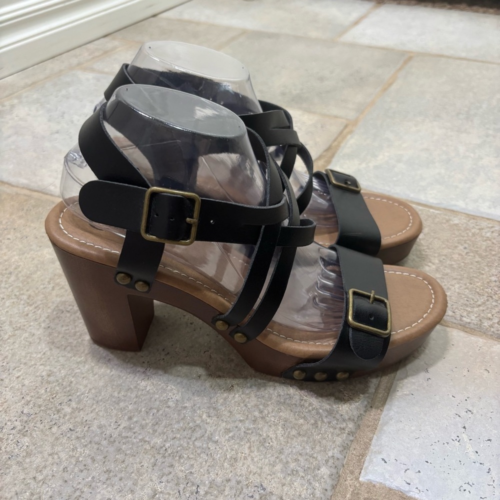 C Comfort Black Strappy Platform Chunky Heel Sandals Women’s 10